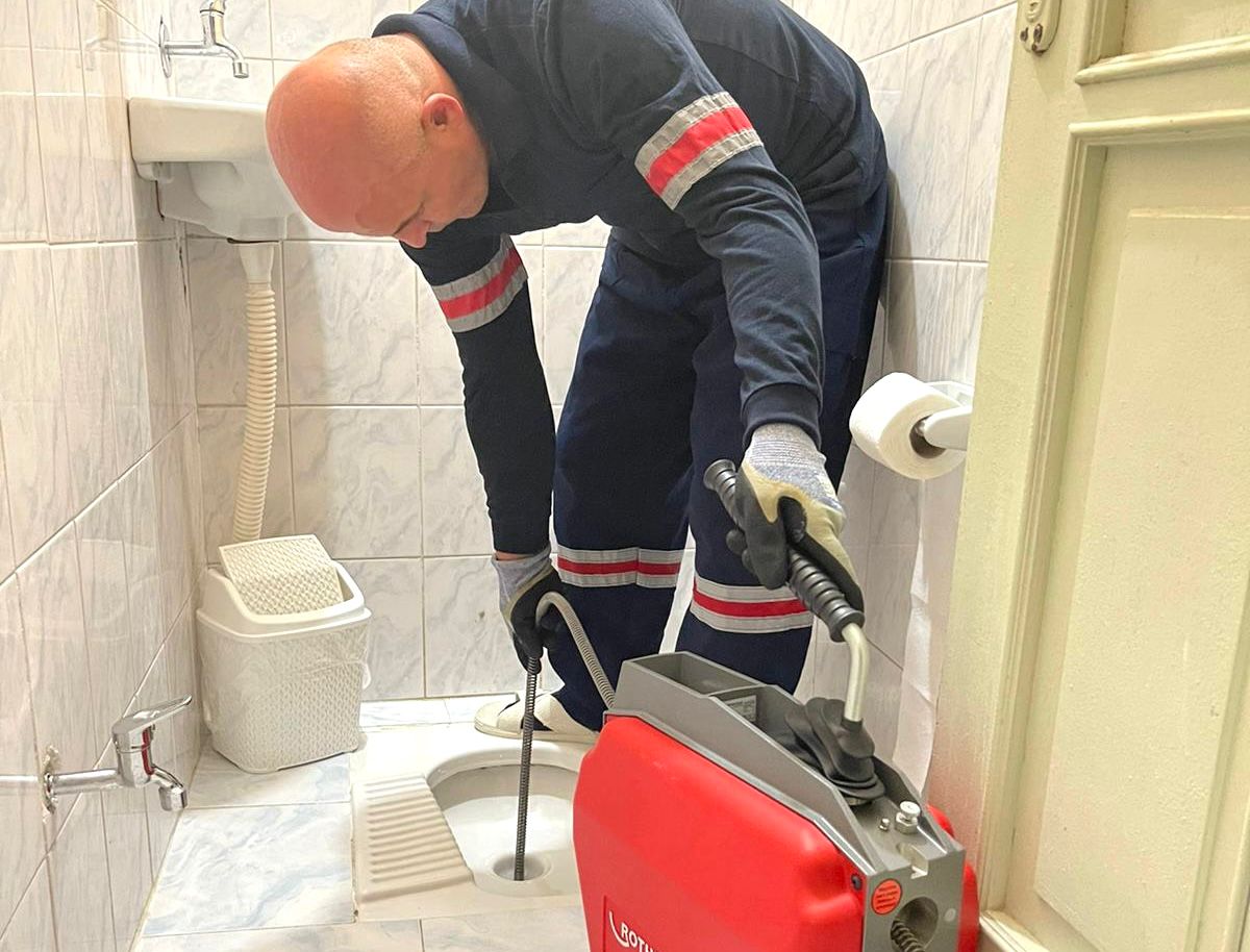 Tuvalet Tıkanıklığı Açma